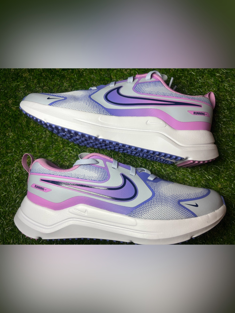 Nike Women's 7.5, youth 6. Lavender & Pink Running Sneakers